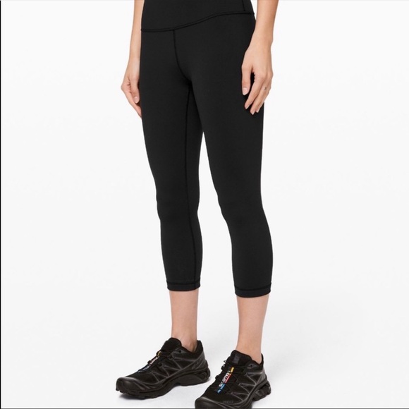 lululemon athletica Pants - NWT Lululemon Wunder Under HR crop 21